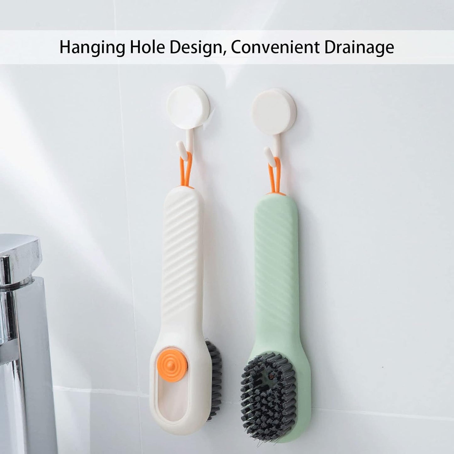 Brosse nettoyante multifonction avec réservoir de savon – Poils souples & manche long